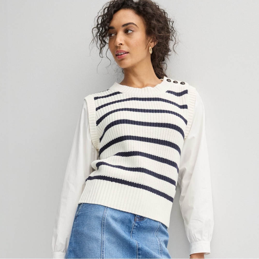 EUC Industry Bambi Crewneck Sweater Vest Ivory and Navy Stripe: as seen by Rails - Picture 4 of 15